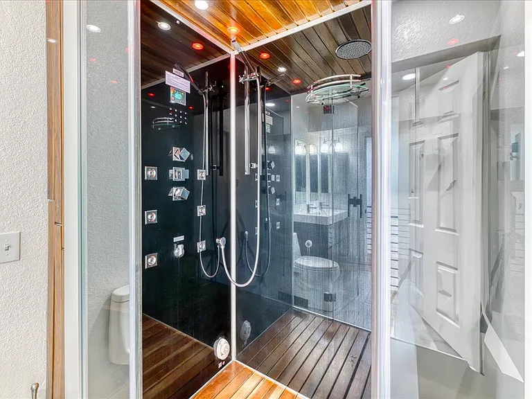 3050 W 32nd Ave #B108 — Photo 15