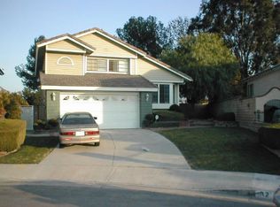 32 Skyline Ln, Pomona, CA 91766