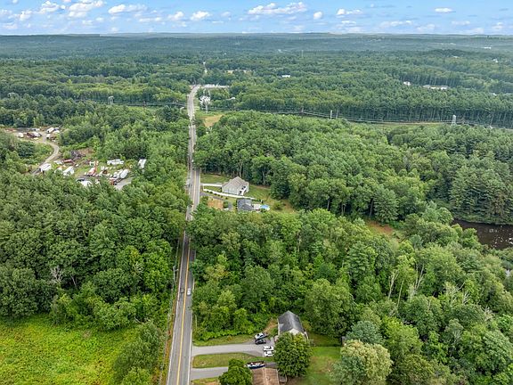 3rd image of 785 Broadway Rd