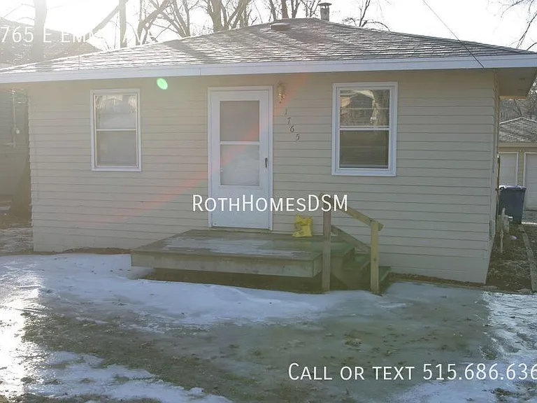 1765 E Emma Ave — Photo 1