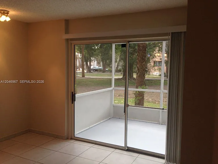 9257 SW 138th Pl #9257 — Photo 12