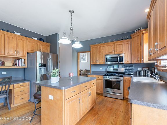 5th image of 2321 Luther Lowell Ln