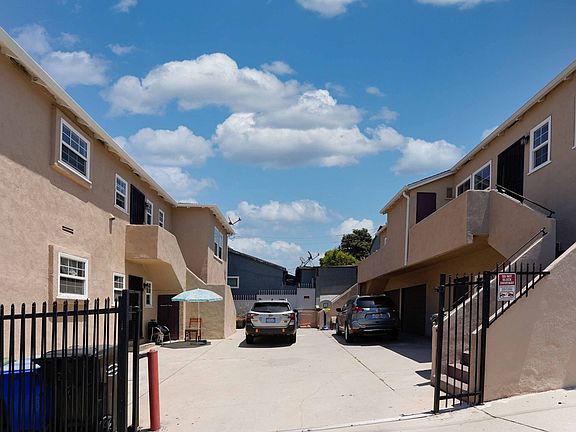 3rd image of 4260 City Terrace Dr #4301