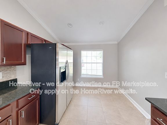 3rd image of 571 Prindle Dr E