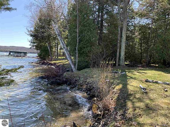 3rd image of 5425 E Mary Jane Ln