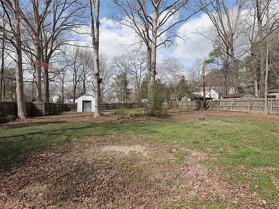 4th image of 2304 Briargrove Ct