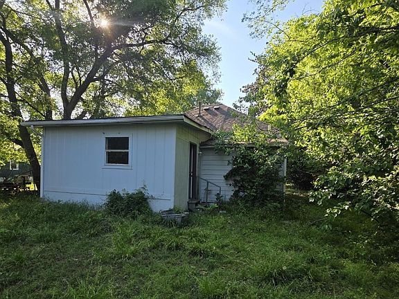 5th image of 2611 Avenue J