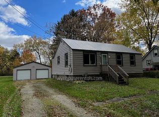 734 Rosegarden Dr NE, Warren, OH