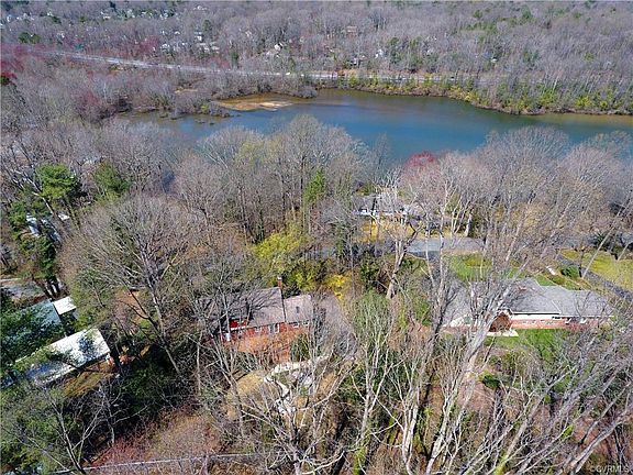 3rd image of 7845 Lake Shore Dr