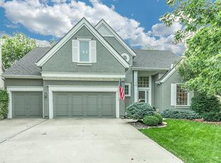 13115 Goddard Ln, Overland Park, KS 66213