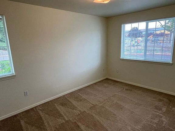 4th image of 3695 D St NE #111