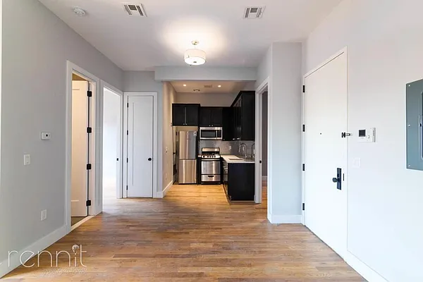 Rented by Rennit Inc. | media 23