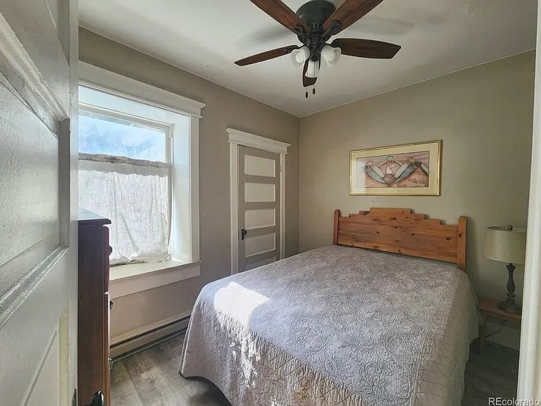 412 Woodward St — Photo 8