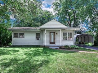 136 Frey Ln, Fairview Heights, IL 62208