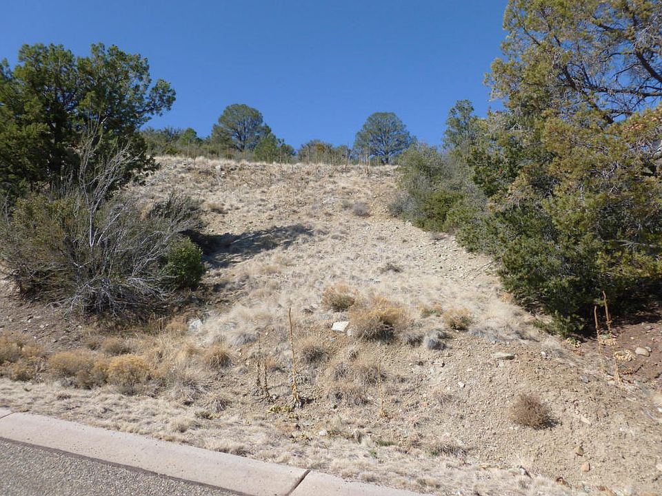 1st image of 673 W Lee Blvd