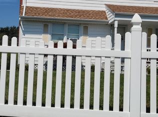 1514 Straight Path, Lindenhurst, NY 11757
