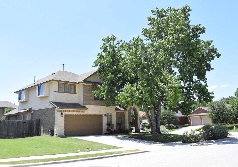 1st image of 2716 Cottonwood Shores Dr