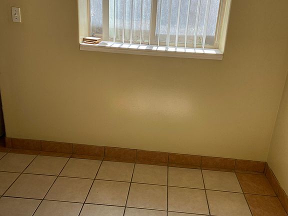 4th image of 1795 S Main St #B