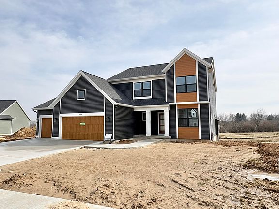 2nd image of 8318 Kettle Hill Ct SE