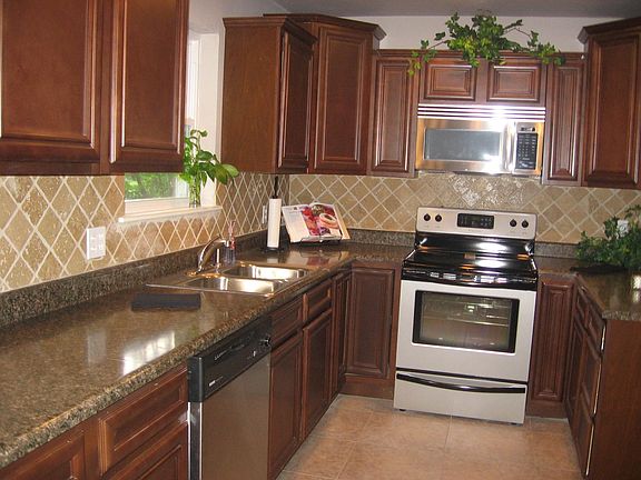 Tumbled stone backsplash