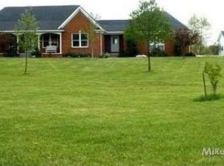 4655 Indian Trl, China, MI 48054