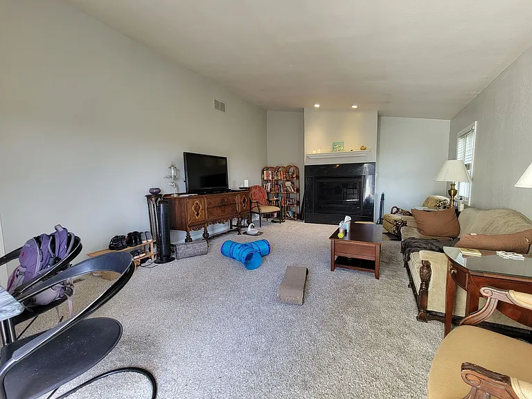 1801 Kenny Ave — Photo 8