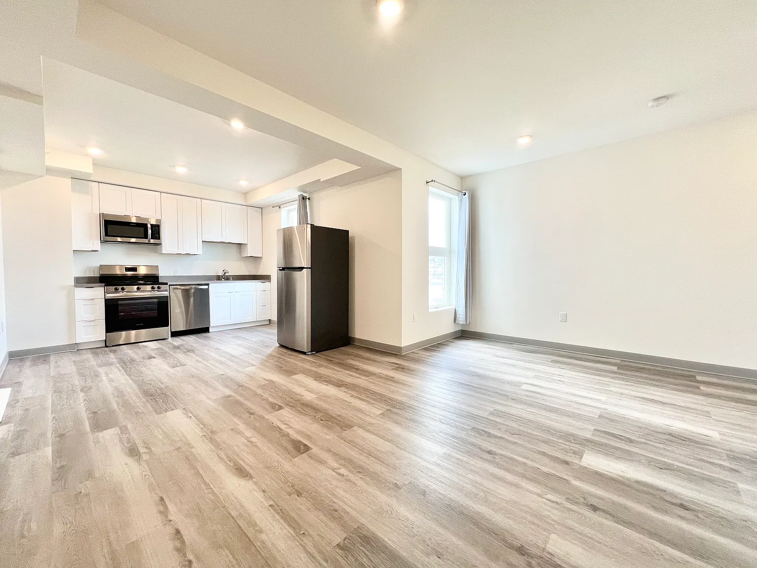 4742 Mission St #407 - Image 5
