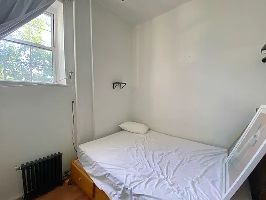 Rented by Northside Plaza Inc. | media 8