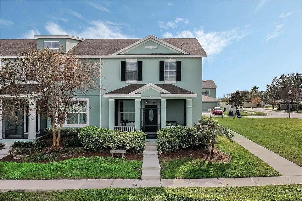 1st image of 565 Juniper Springs Dr