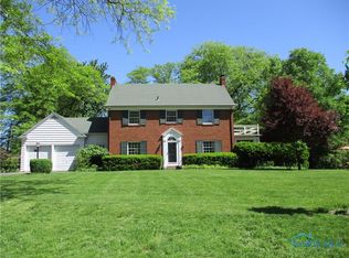 730 E High St, Defiance, OH 43512