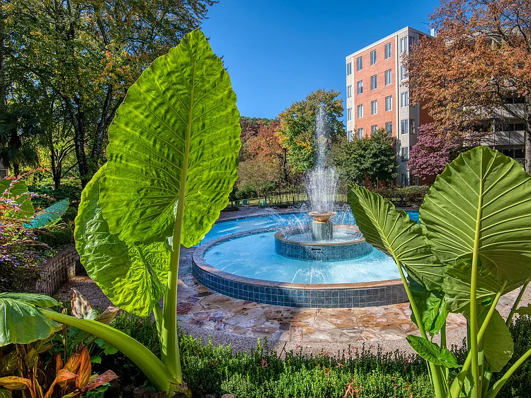 Rivercliff Estate Apartments in Little Rock, AR