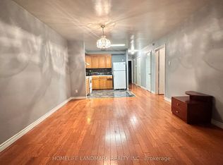 1171B Lakeshore Rd E, Mississauga, ON L5E 1G1