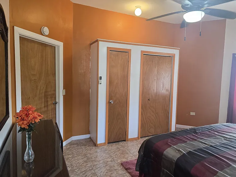 27 Lowry Hill Est #B — Photo 14