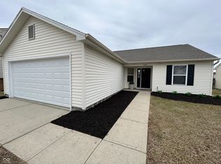2399 Orchard Creek Dr, Columbus, IN 47201
