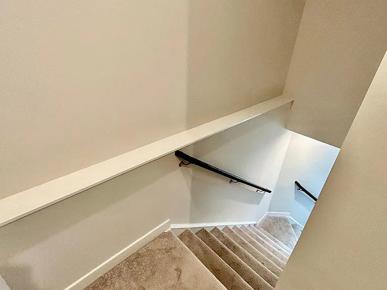 210 Chase Dr — Photo 19