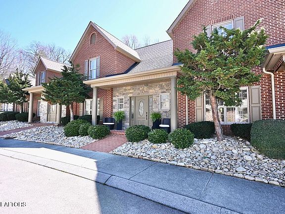 4th image of 441 Savannah Village Dr