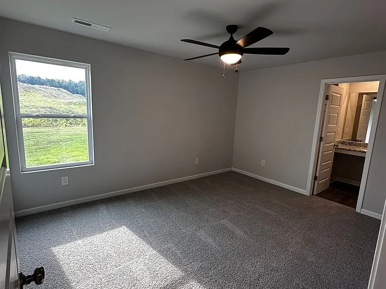 884 Camden Loop — Photo 12