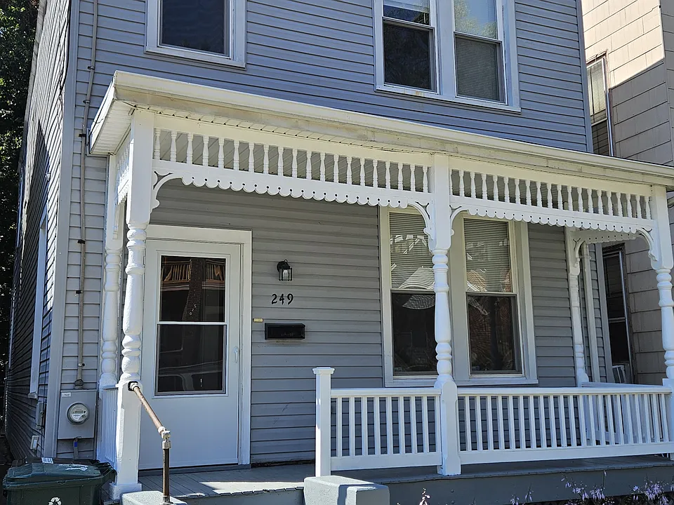 249 Earnshaw Ave