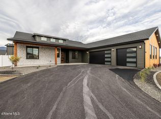 8039 W Splitrail Ave, Rathdrum, ID 83858