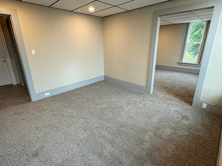 303 N Main St — Photo 14