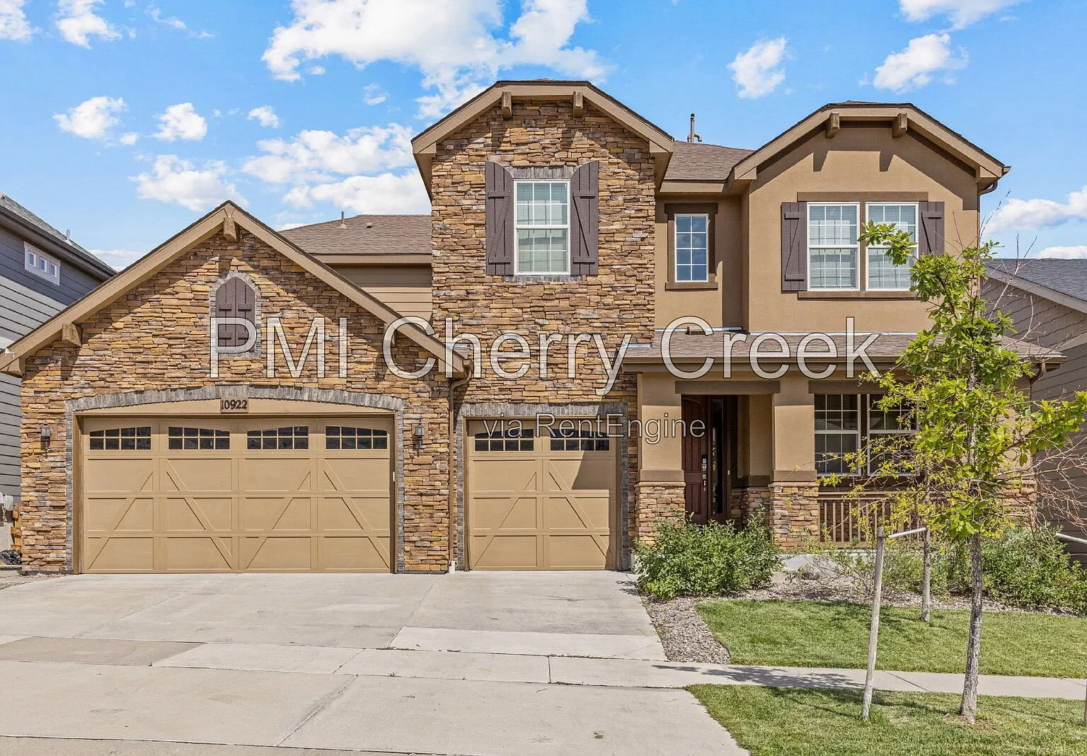 6 bed, 4.0 bath, 3000 sqft, $4,795 — Photo 2