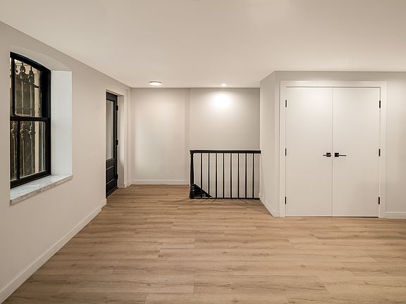 4th image of 81 Saint James Pl