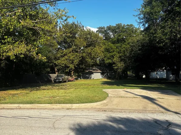 205 S Cottonbelt Ave, Wylie, TX 75098