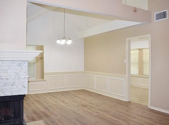 5th image of 1602 Tealwood Ct