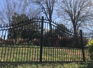 3400 Redcoat Rd, Memphis, TN 38128