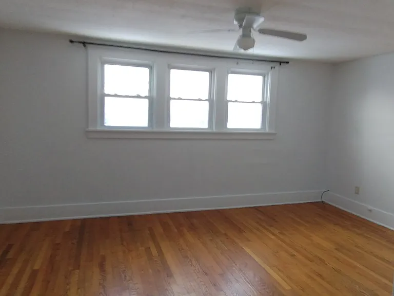 401 Beattie St #2 — Photo 9