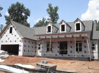 273 Falling Shoals Dr, Athens, GA 30605
