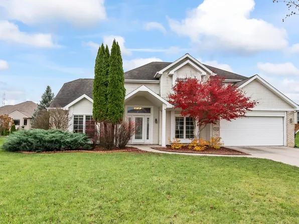 8220 Fallen Pine Ct, Fort Wayne, IN 46815