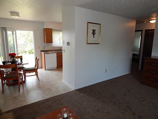 2nd image of 4681 Waynedale Cir