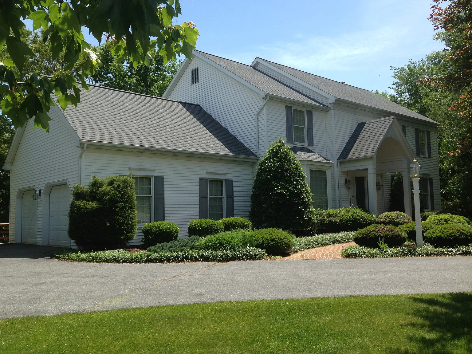 2611 Wexford Dr photo 1